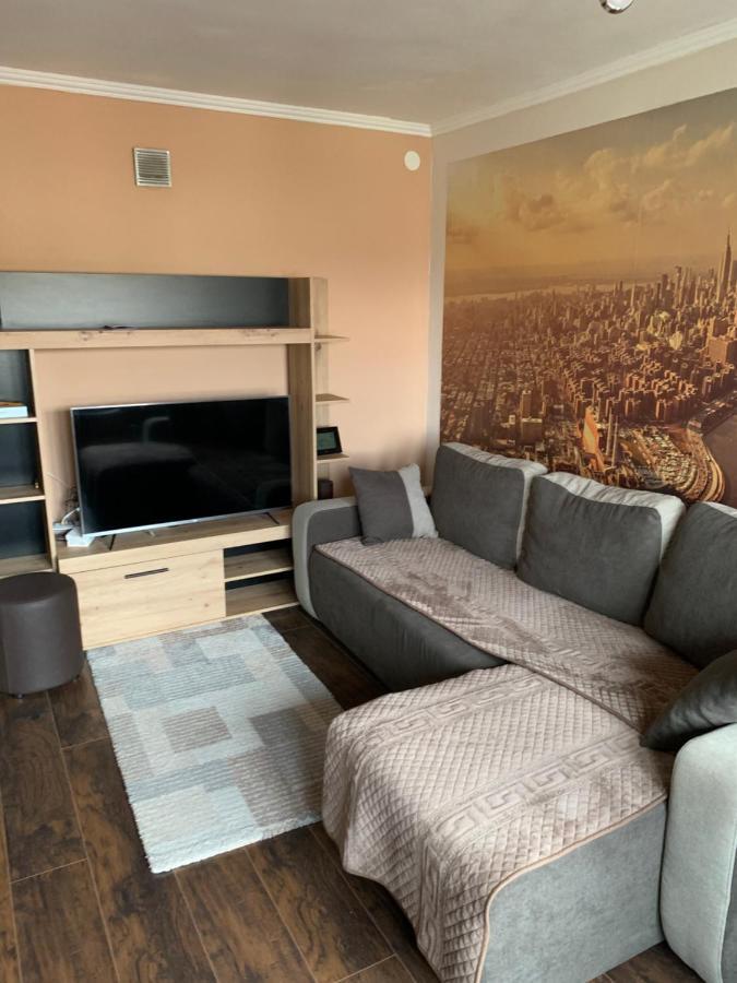 Aleksinac Centar Lägenhet Exteriör bild